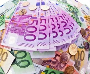 Viele Euro Geldscheine