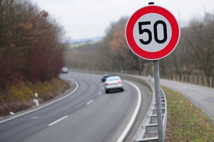 Landstraße mit Beschränkung