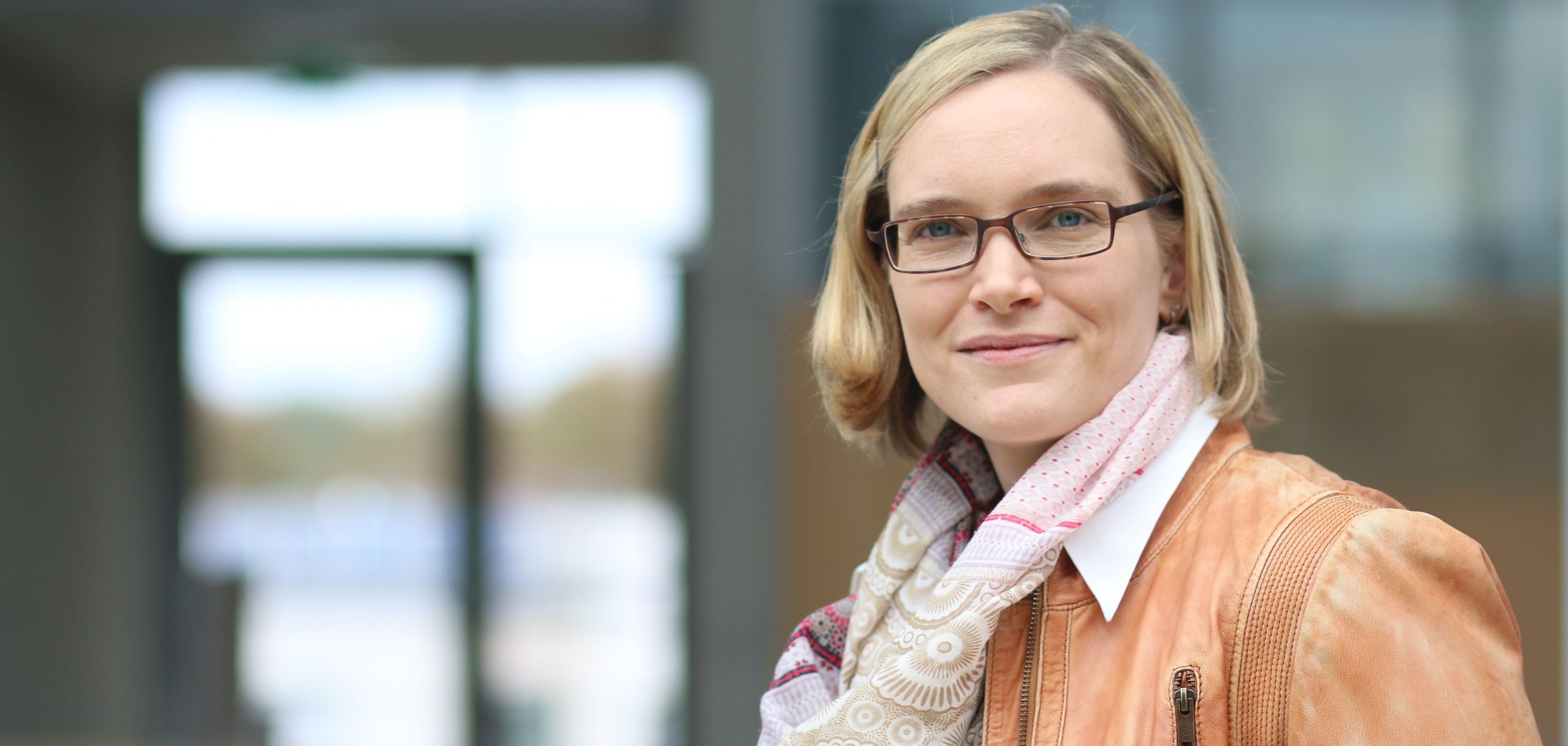 Mareike Bußkamp, Regionalmanagerin der LAG GT8, informiert über die Förderung von so genannten Kleinprojekten, die die Lokale Aktionsgruppe sucht und fördern will. 