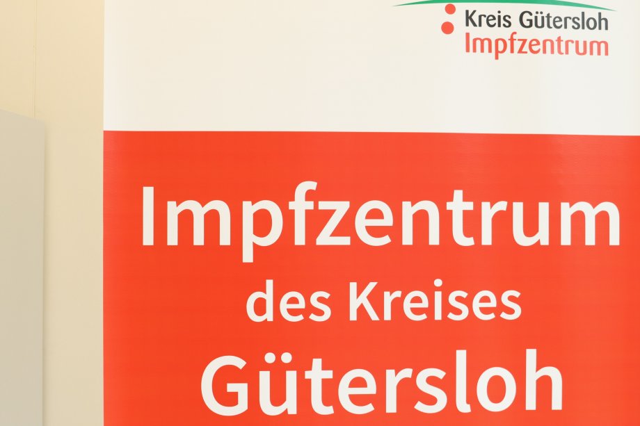 Schild Impfzentrum