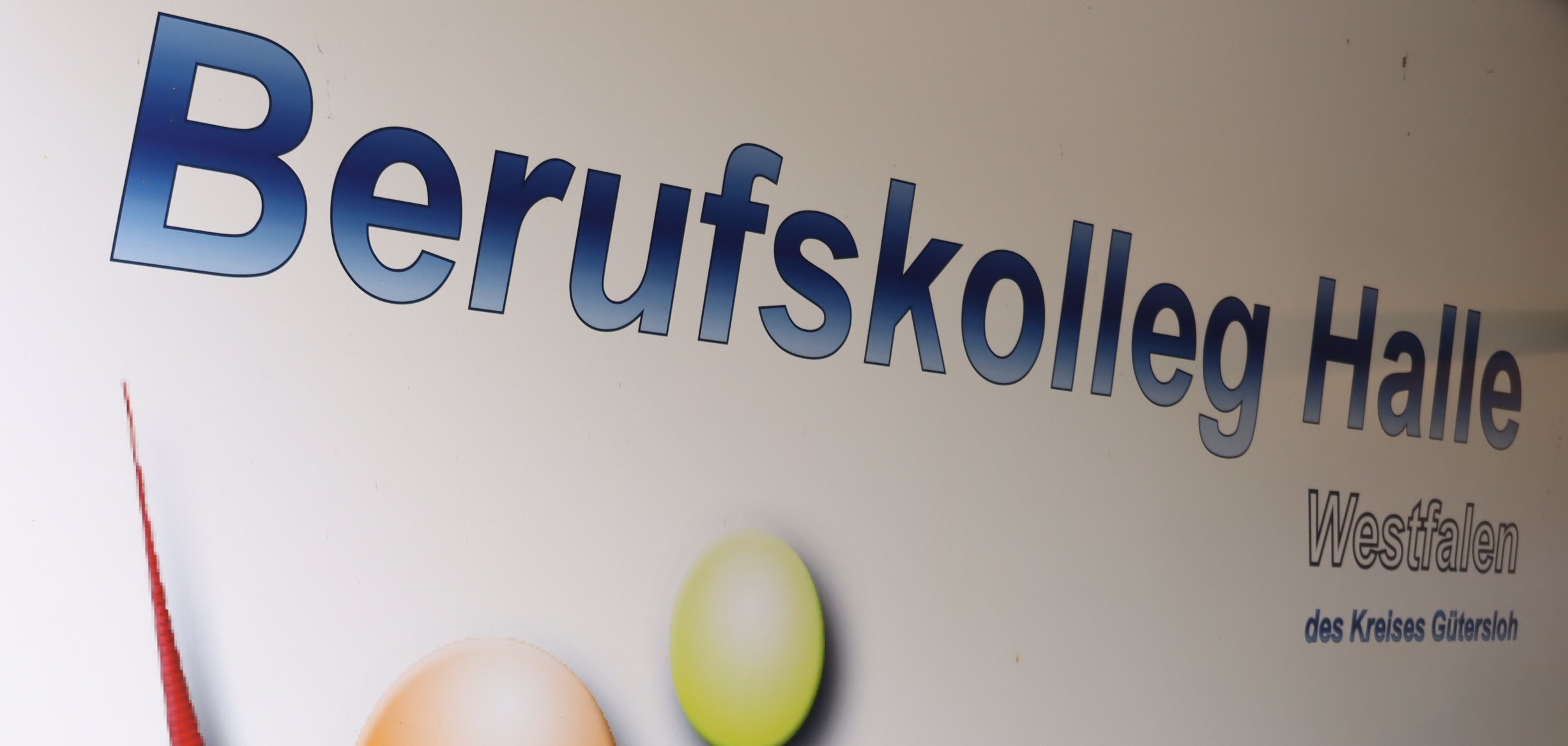 Schild Berufskolleg Halle