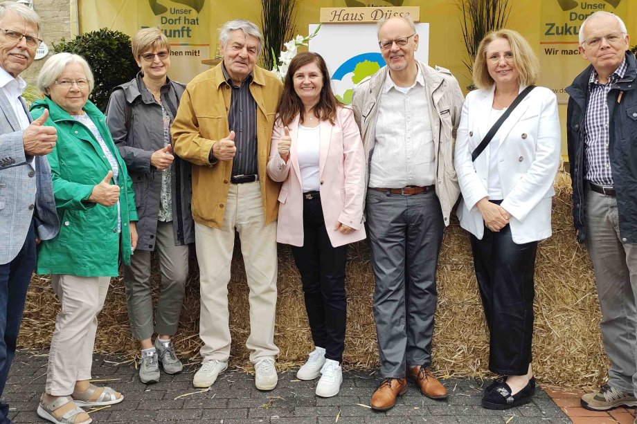 Dorfwettbewerb NRW Sieger werden bekannt gegeben in Bad Sassendorf, hier Delegation aus Stukenbrock-Senne