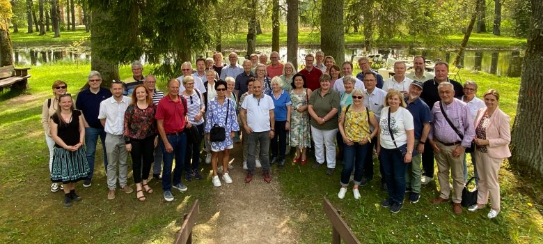 Die Delegation aus dem Kreis Gütersloh auf der Valmierareise im vergangenen Jahr 
