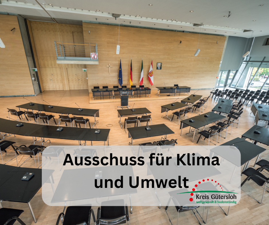Ausschuss für Klima und Umwelt - 1 Foto vom Sitzungssaal des Kreishauses Gütersloh mit dem Schriftzug 'Ausschuss für Klima und Umwelt'.