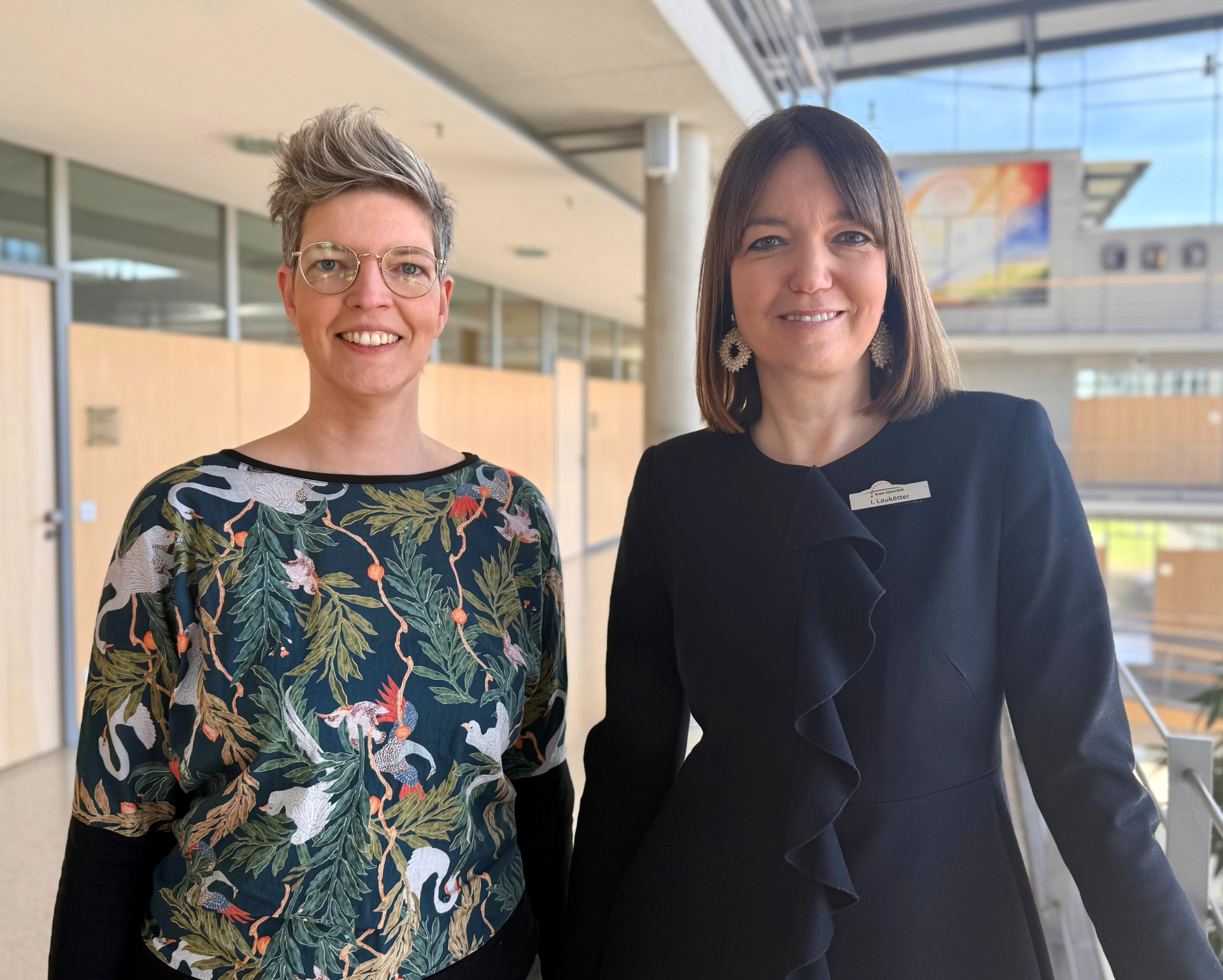 Wibke Brems und Ina Laukötter im Kreishaus