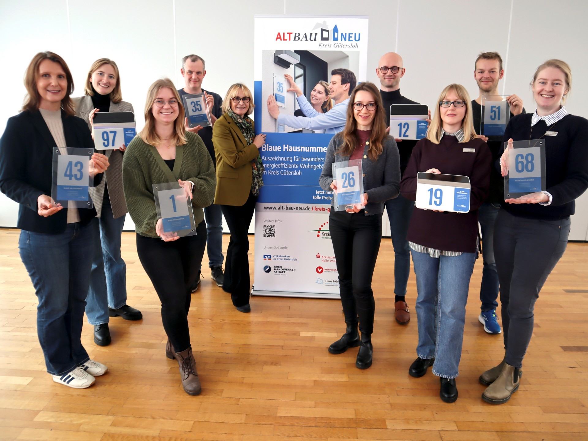 Vertreterinnen und Vertreter des Kreises und der Kommunen im Kreishaus Wiedenbrück.