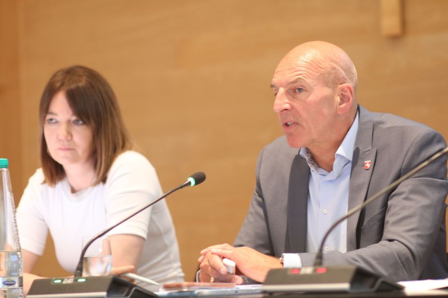 Dr. Lunemann und Laukötter Dr. Georg Lunemann, Direktor des LWL, und Landrätin Ina Laukötter.