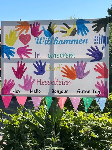 Hesselteich holt Bronze Buntes Schild