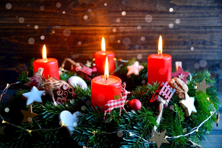 Adventskranz - Weihnachtsstimmung - vierter Advent