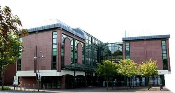 Stadtbibliothek Gütersloh von außen Stadtbibliothek Gütersloh von außen