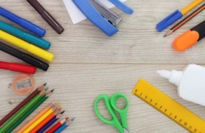 Bastel- und Schreibmaterial Schreib- und Bastelmaterial