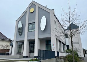 Außenansicht des Standesamtes und Stadtarchivs Verl