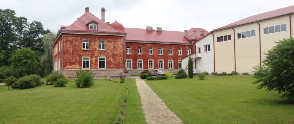 Schule in Trikata