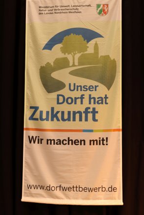 Banner mit Logo 'Unser Dorf hat Zukunft' Banner mit Logo 'Unser Dorf hat Zukunft'